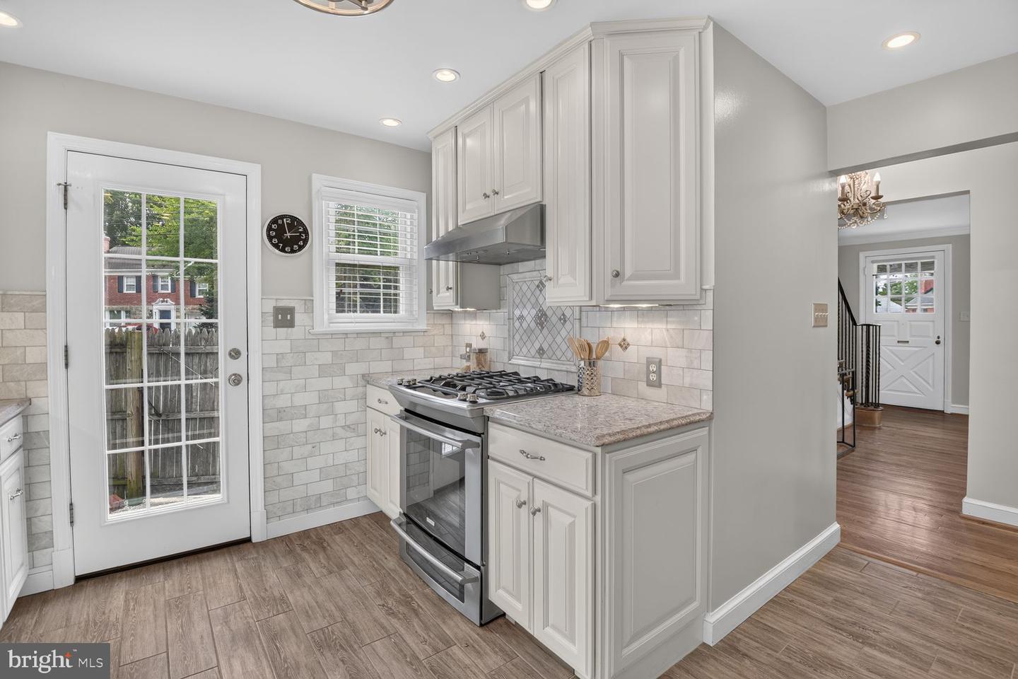 201 East Indian Spring Drive, Silver Spring, MD 20901 — photo 3