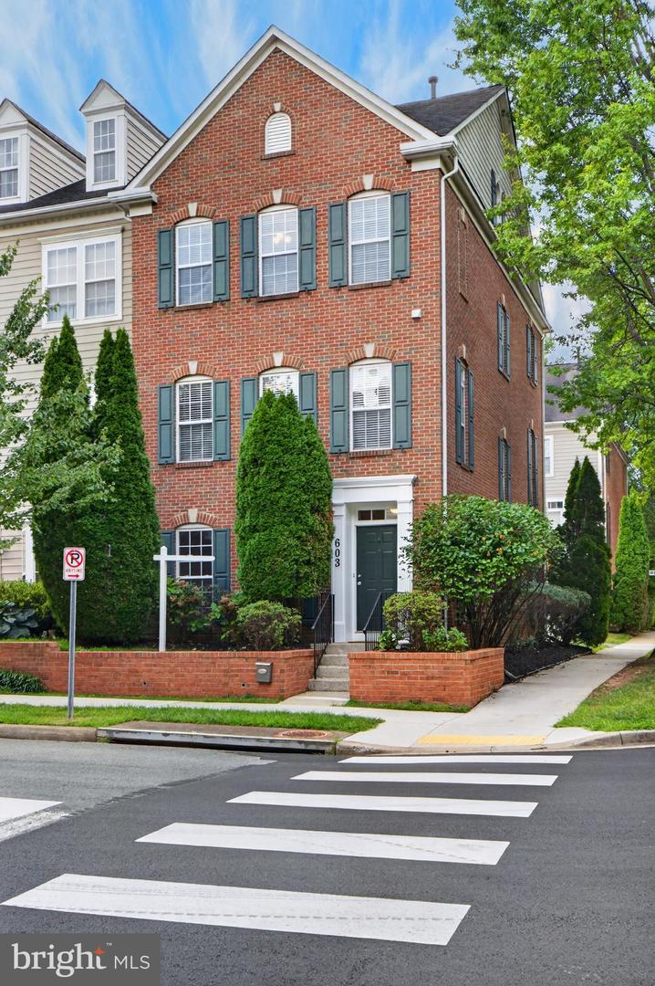 603 Gatestone St — photo