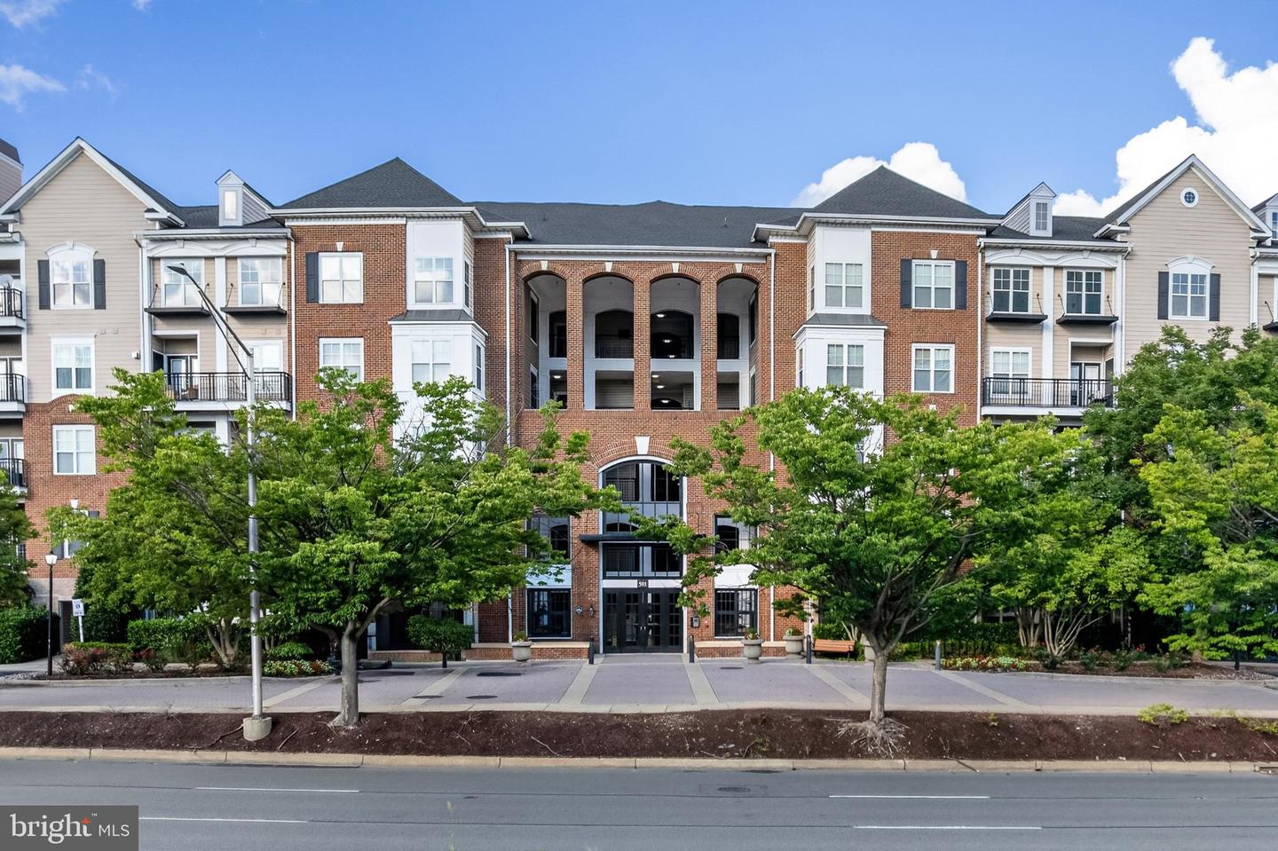 501 Hungerford Dr #336 — photo