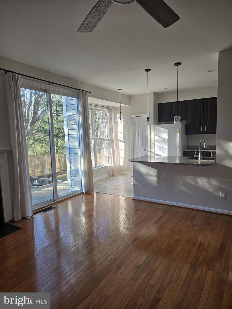 20323 Swallow Point Road, Gaithersburg, MD 20886 — photo 2