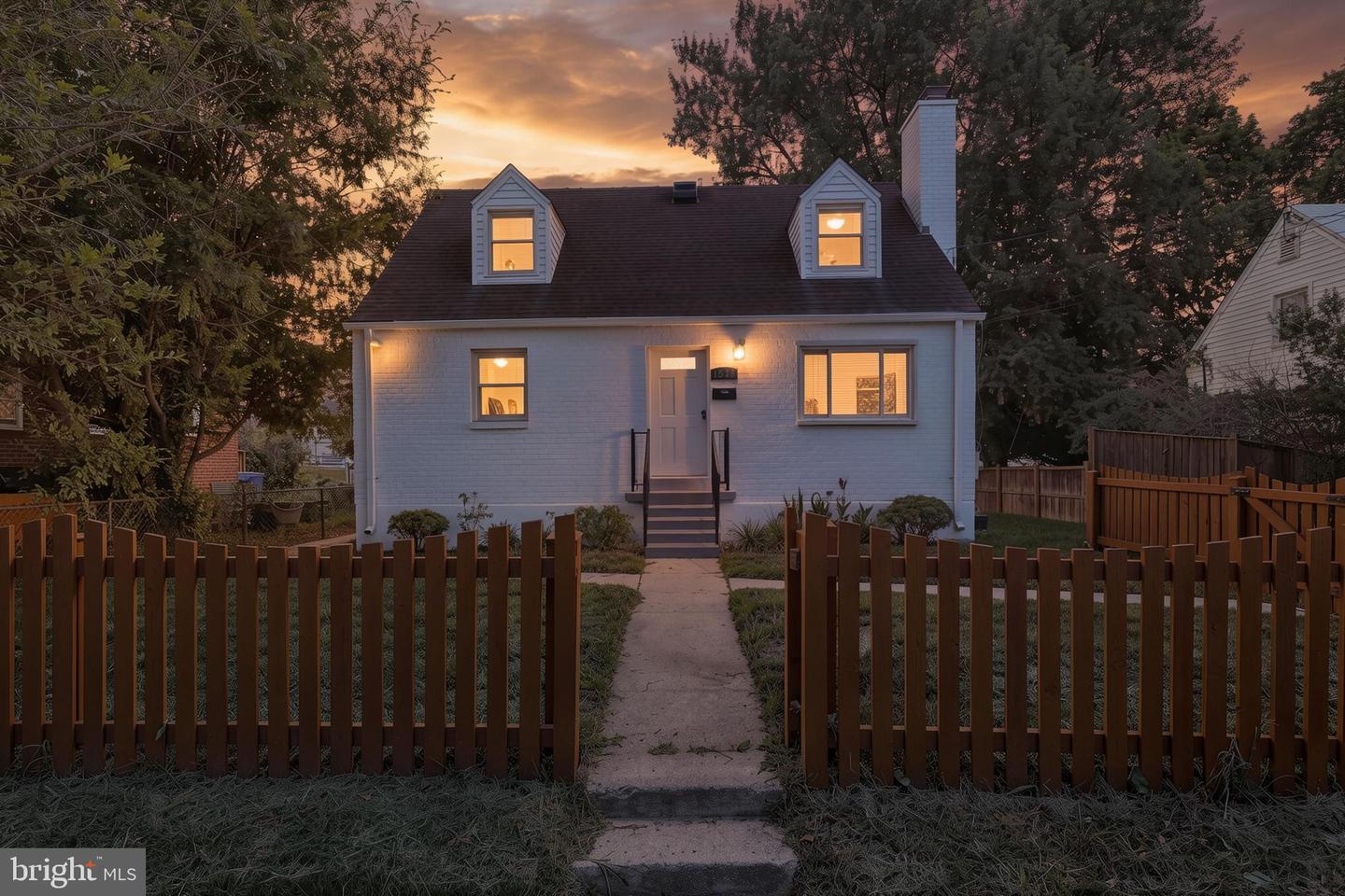 1511 CREST ROAD, SILVER SPRING MD 20902 — photo 2