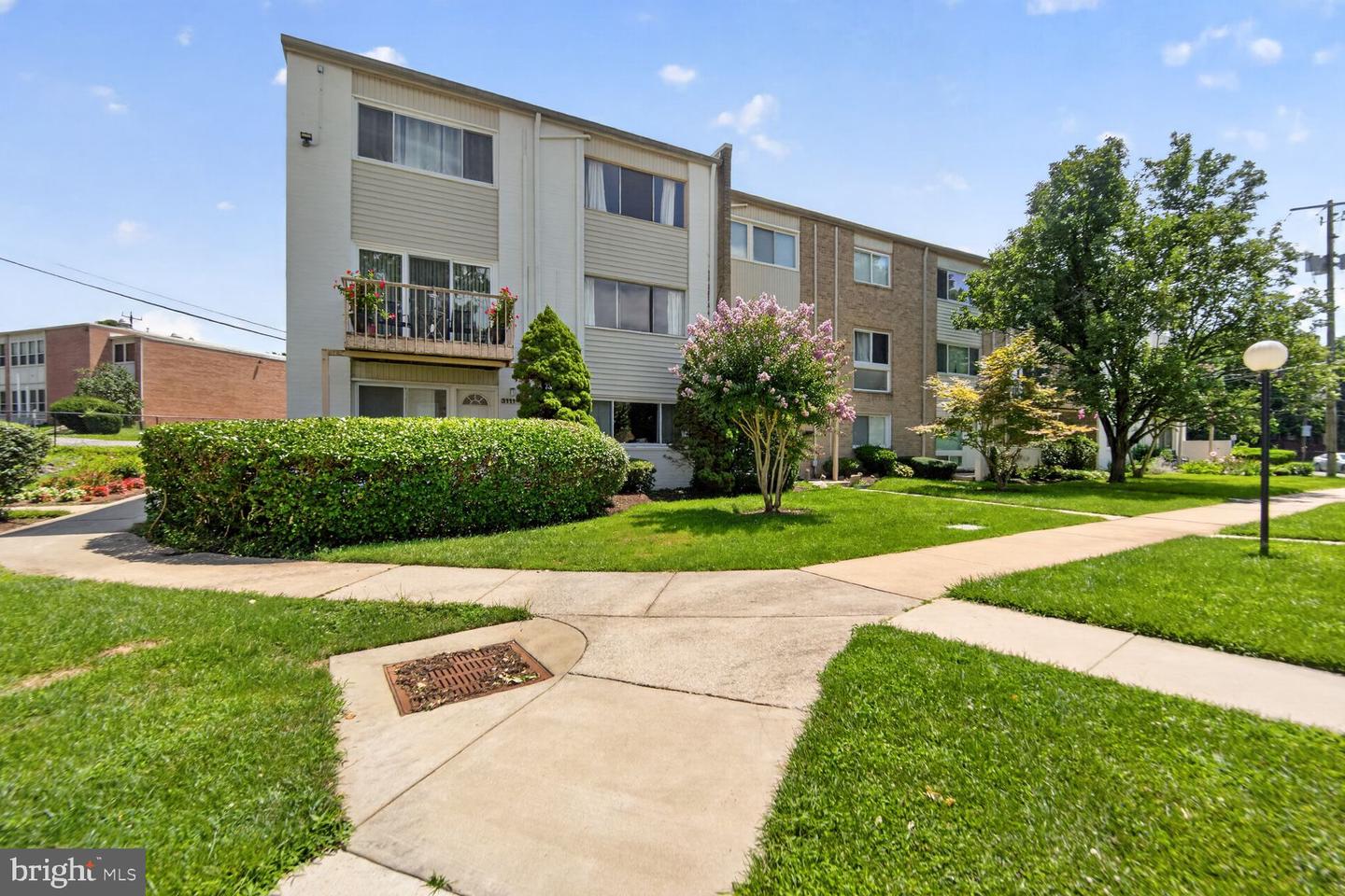 3111 University Blvd W #F4 — photo