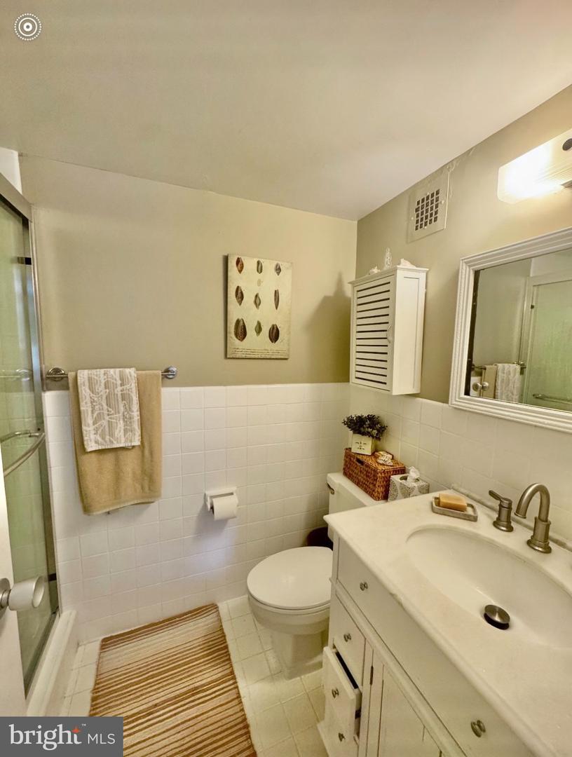 5100 Dorset Ave #309 — photo