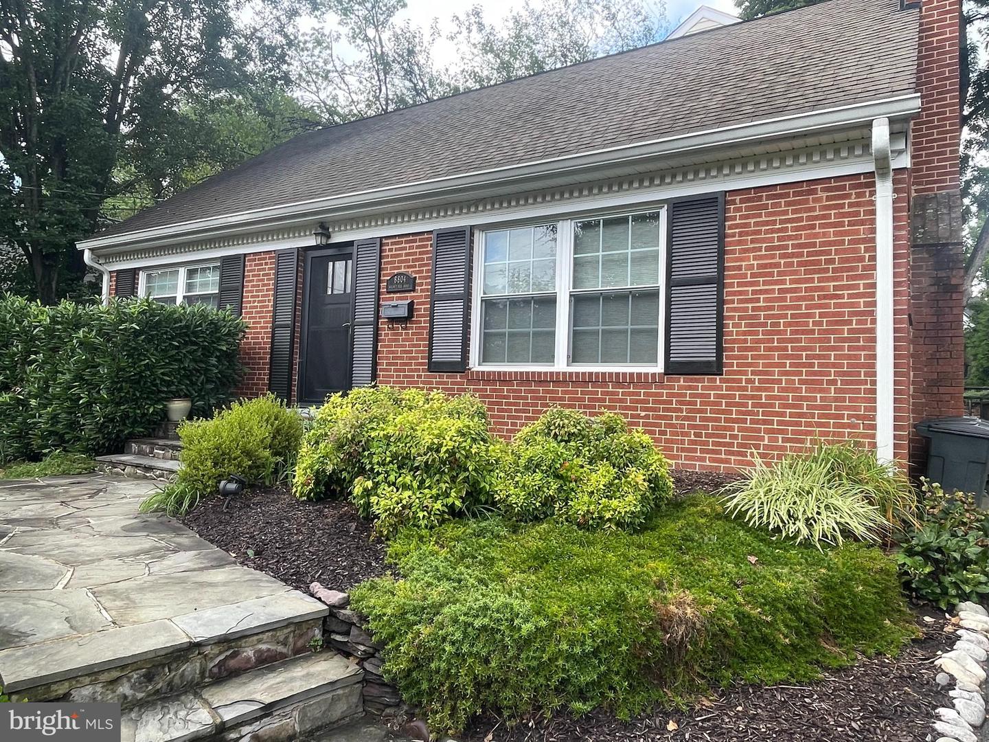 8804 Walnut Hill Rd — photo