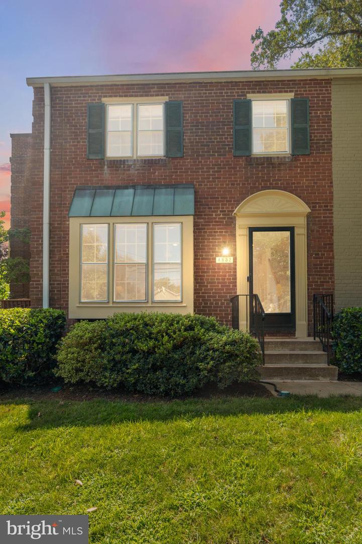 4852 Bradley Blvd #224 — photo