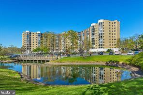 15101 Interlachen Dr #1-1002 — photo