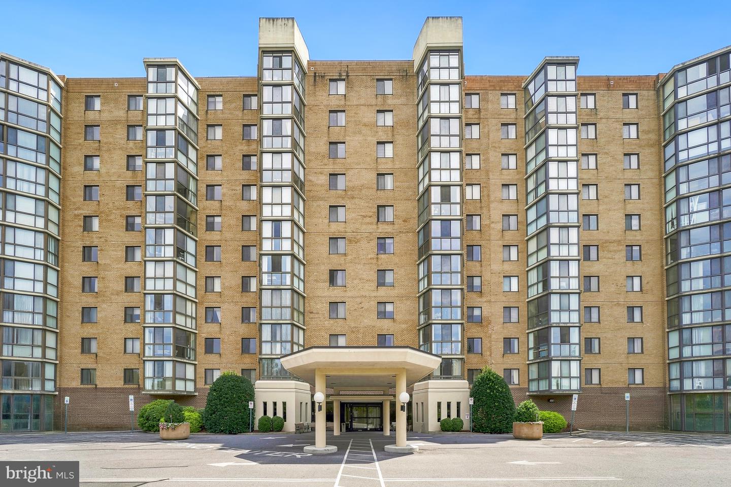 3310 N Leisure World Blvd #323 — photo