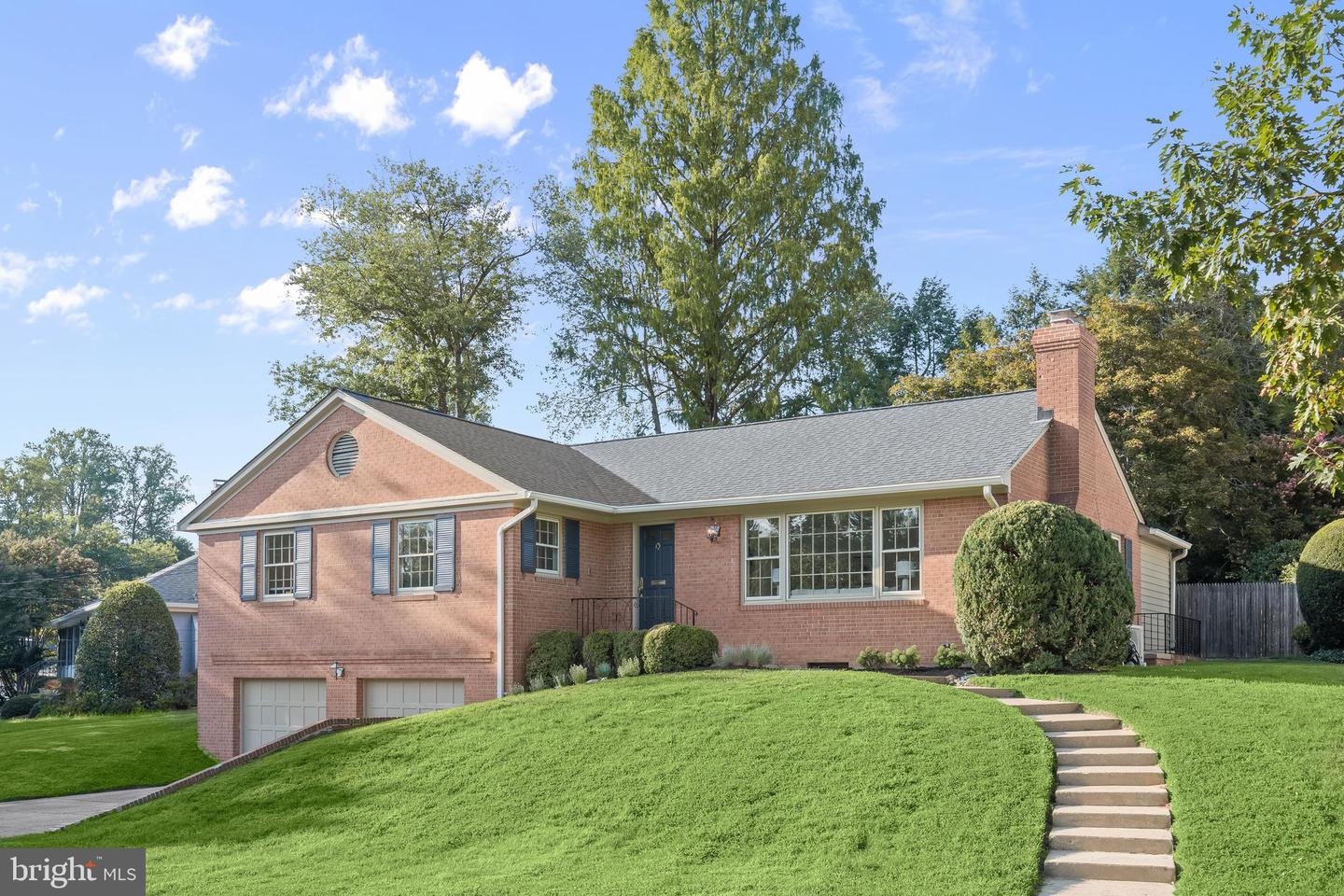 6117 Overlea Rd — photo