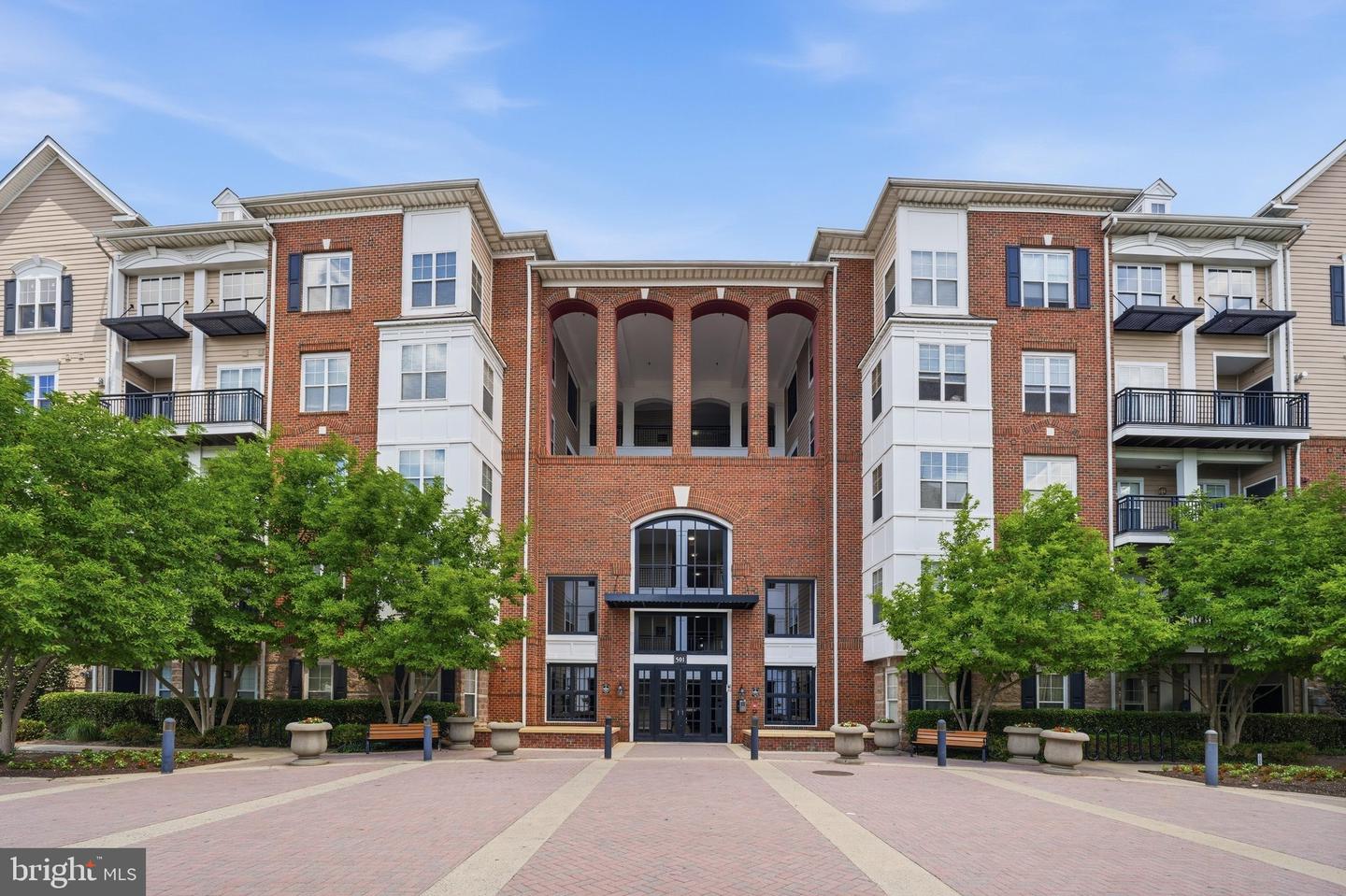 501 Hungerford Dr #265 — photo