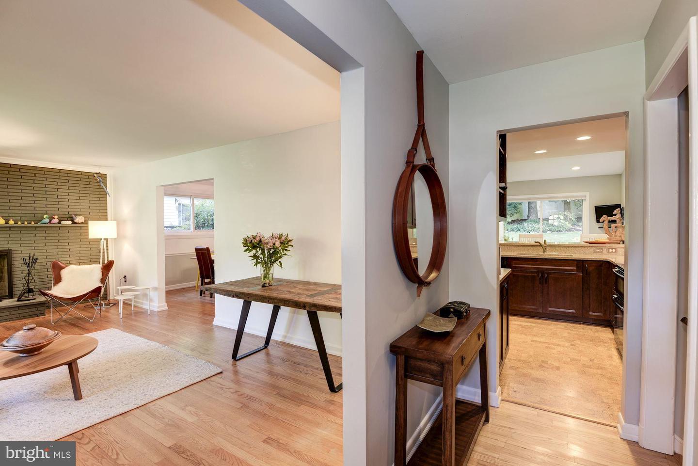 9407 Crosby Road, Silver Spring, MD 20910 — photo 2