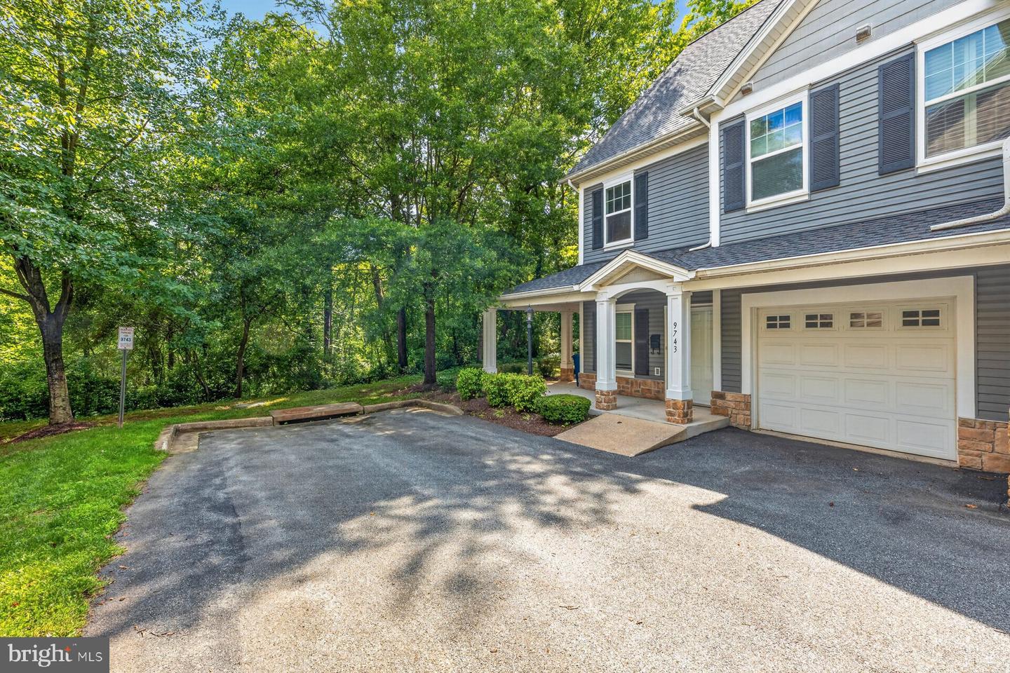 9743 Winery Ct — photo