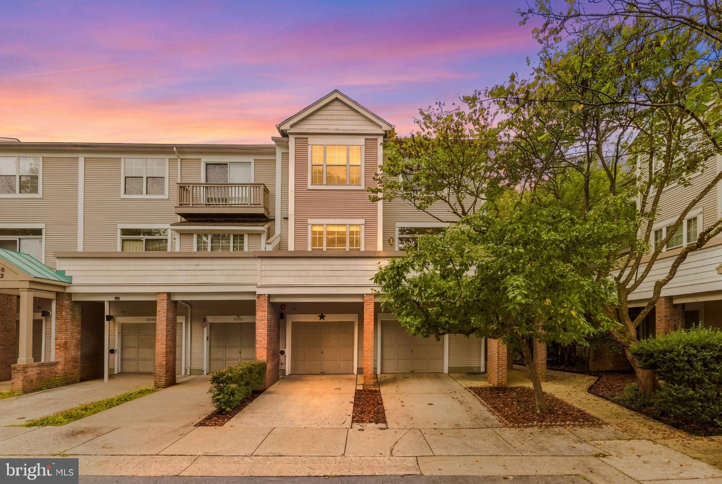 10344 Royal Woods Ct — photo
