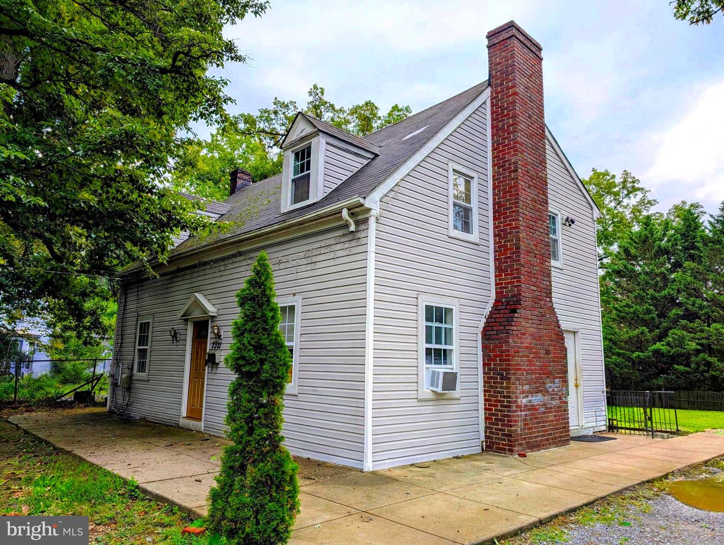 7321 Piney Branch Rd — photo