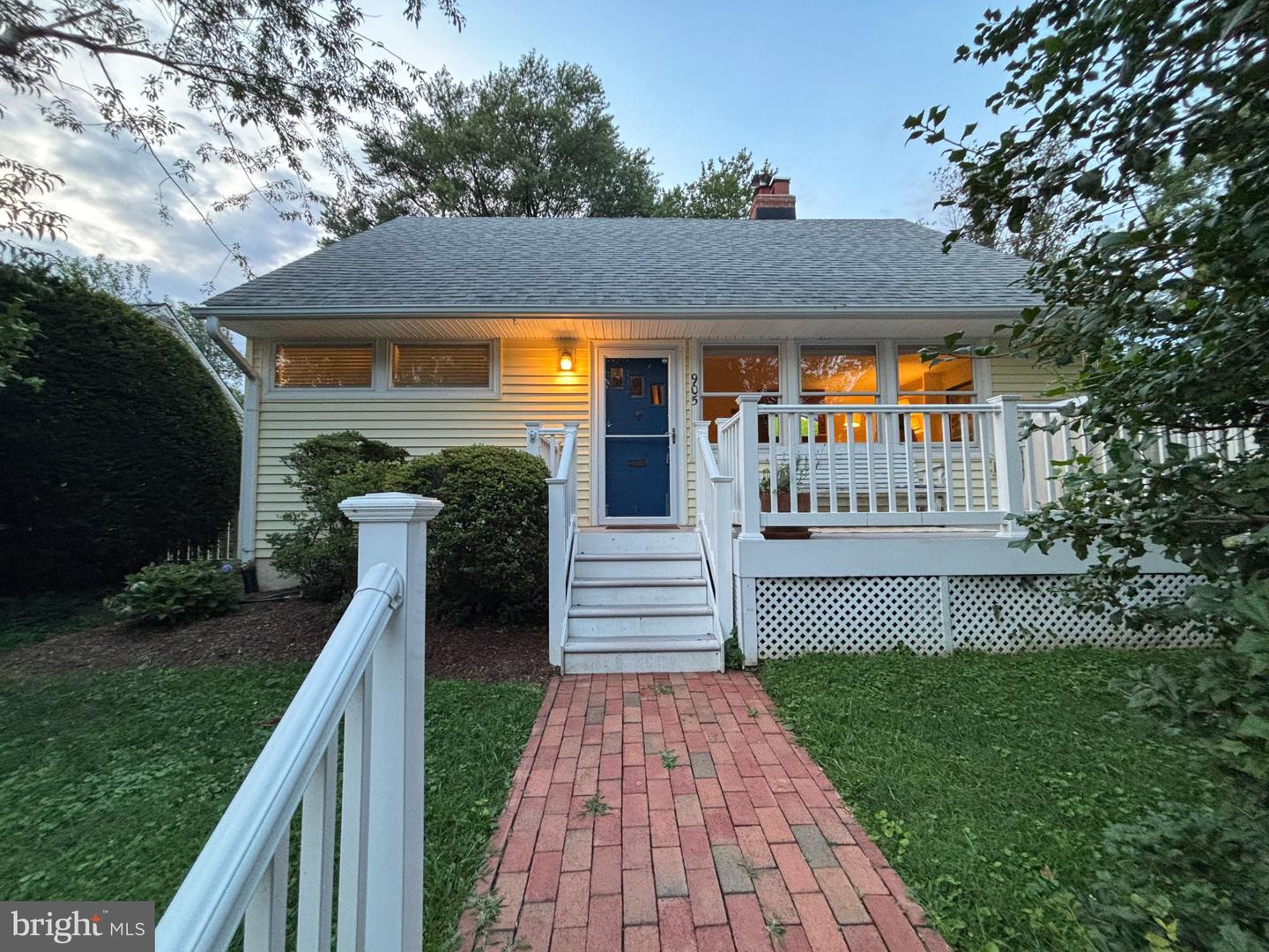 905 Robin Road, Silver Spring, MD 20901 — photo 2