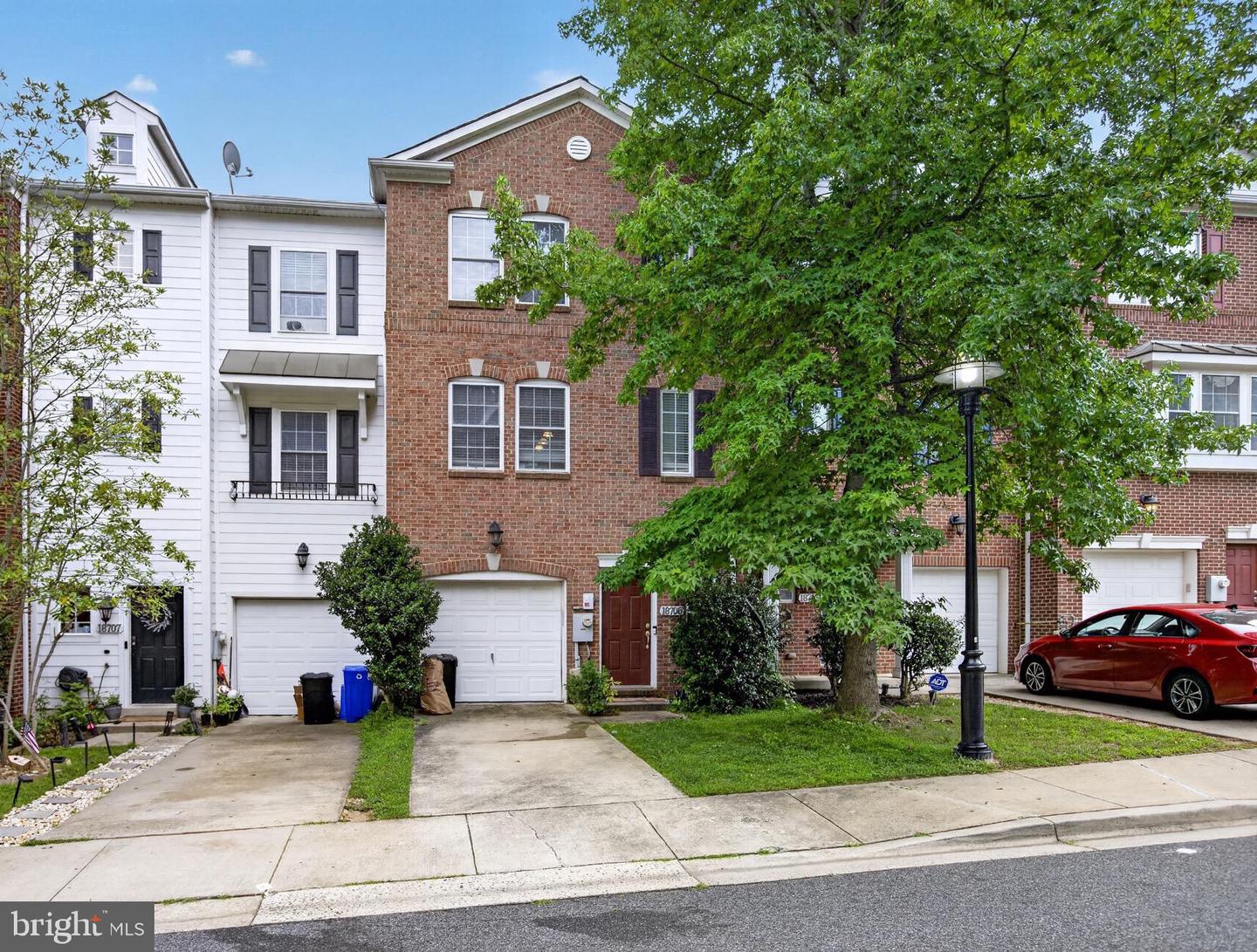 18705 Falling River Dr — photo