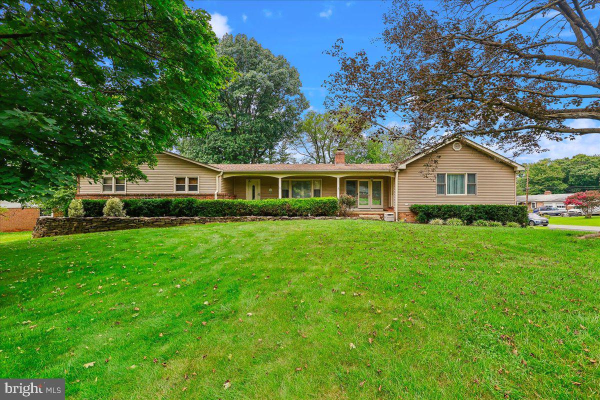 20432 Greenfield Rd — photo