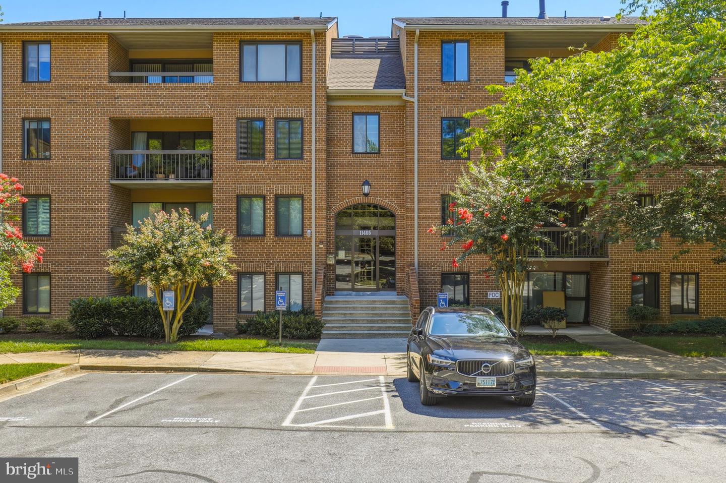 11405 Commonwealth Dr #204 — photo