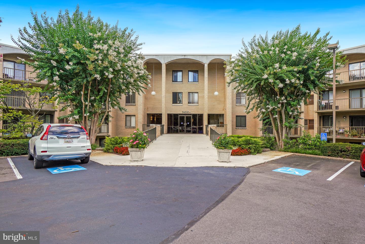 7425 Democracy Blvd #315 — photo