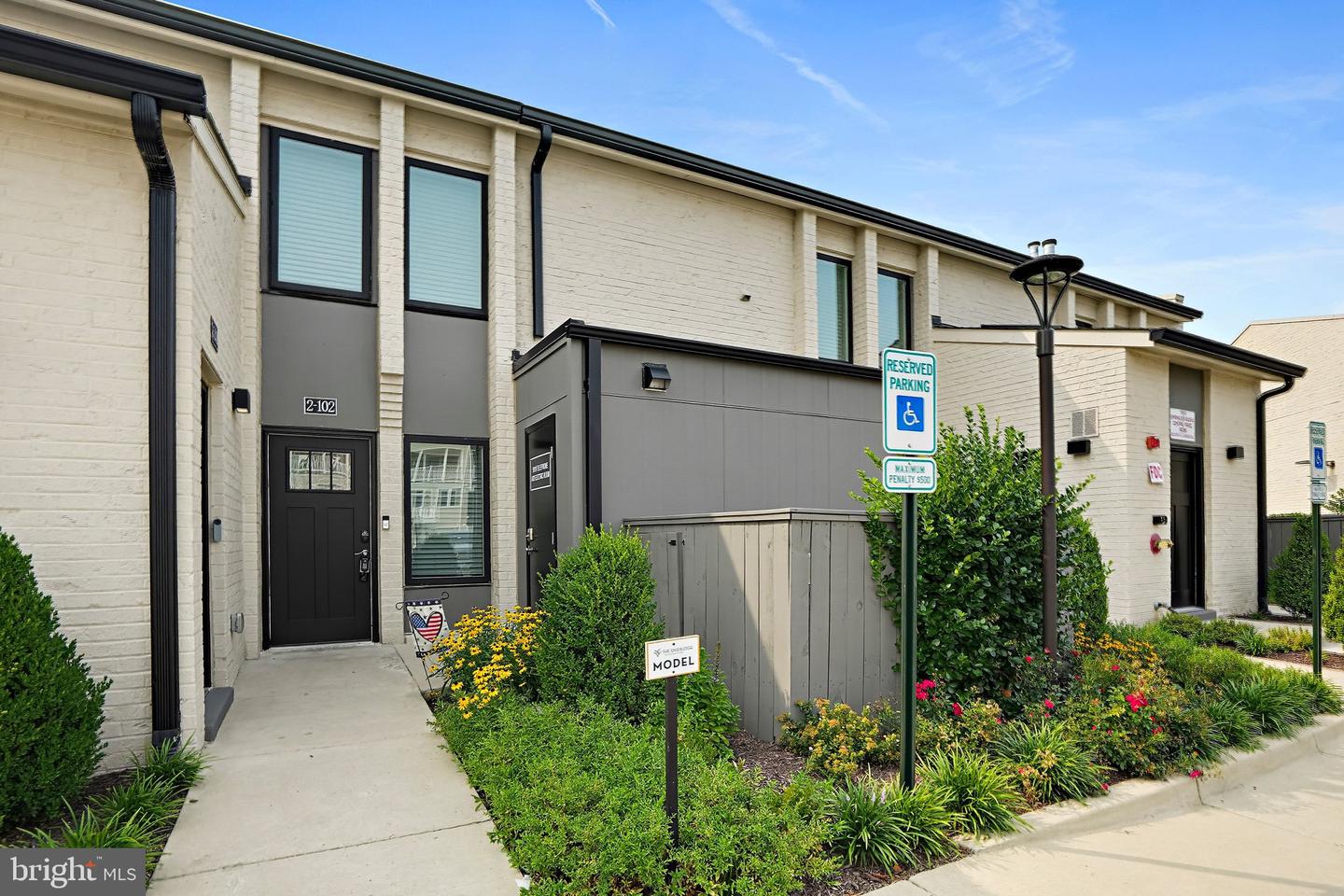 19510 Village Walk Dr #1-102 — photo