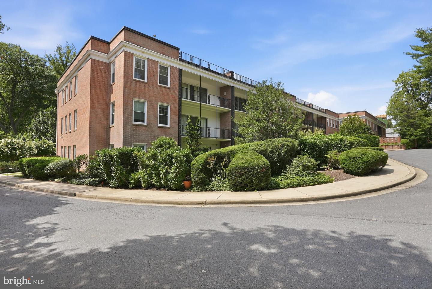 3535 Chevy Chase Lake Dr #307 — photo