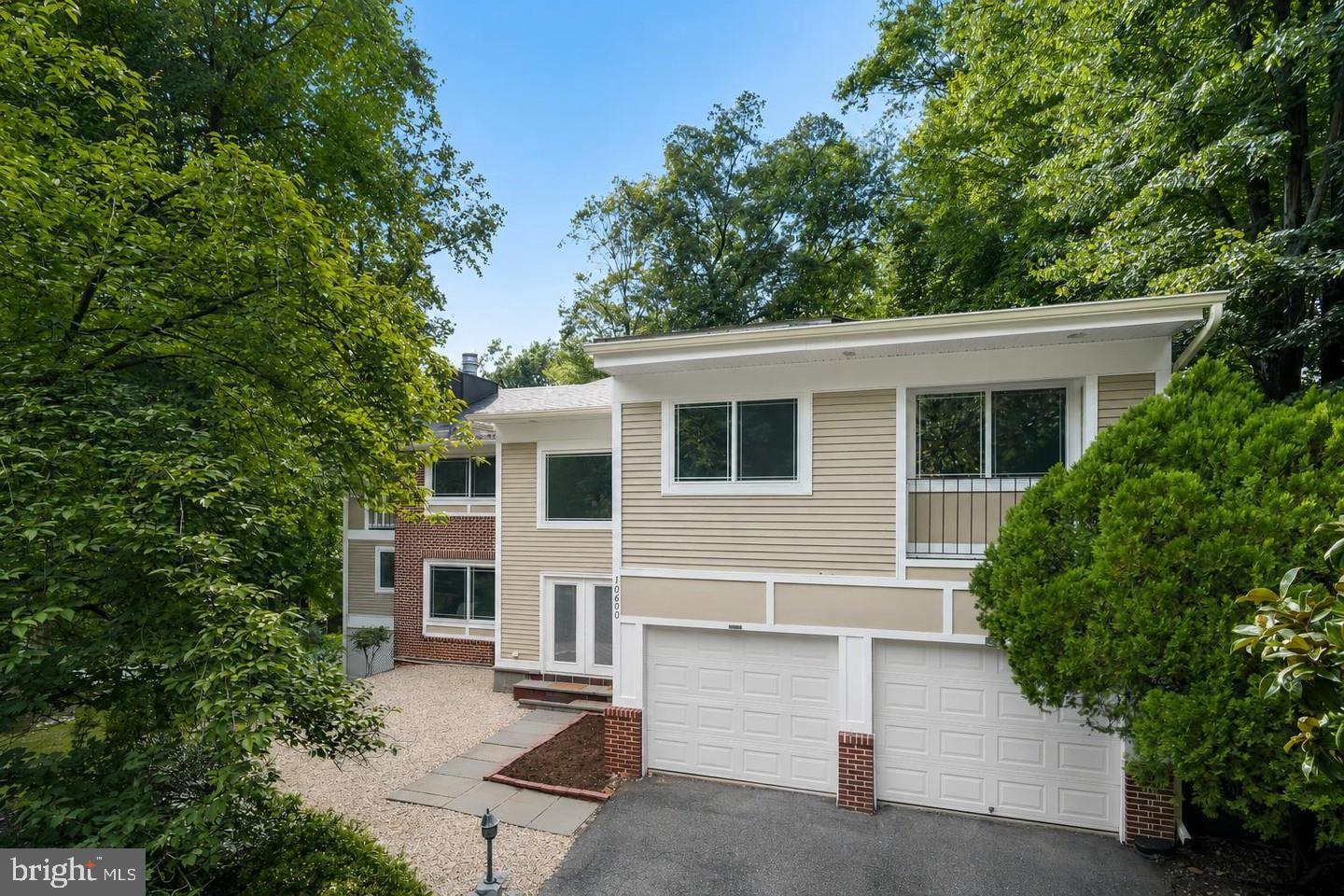 10600 Vantage Ct — photo