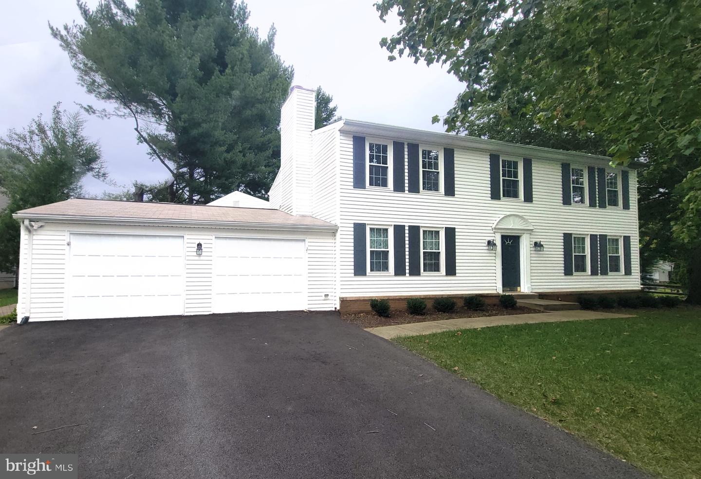 9130 Chesley Knoll Ct — photo