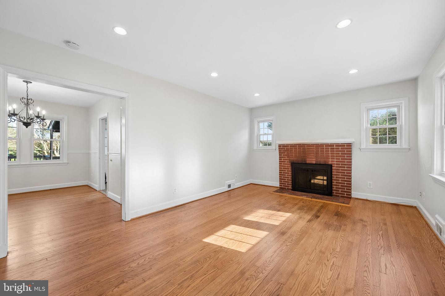 23310 RIDGE ROAD, GERMANTOWN MD 20876 — photo 3