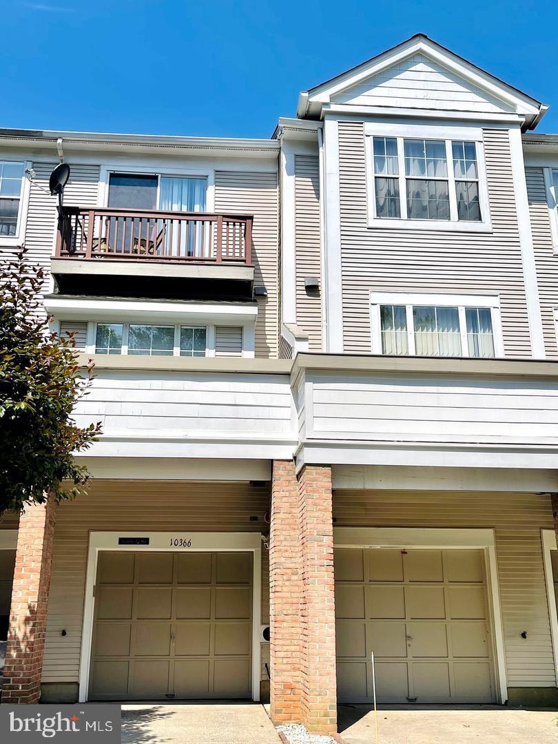 10366 Royal Woods Ct — photo