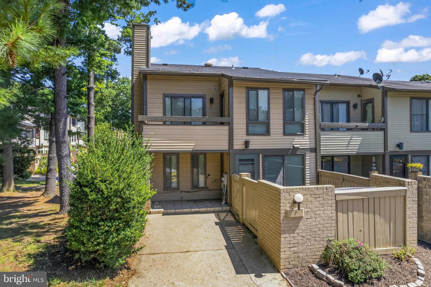 7 Copps Hill Ct — photo