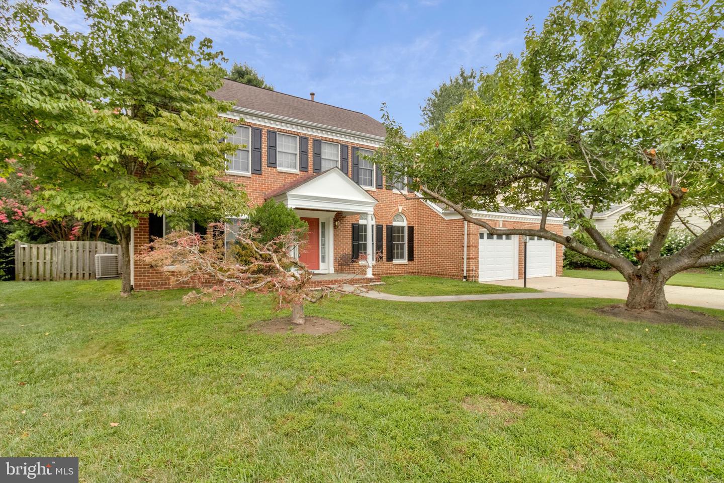 15804 Seurat Dr — photo