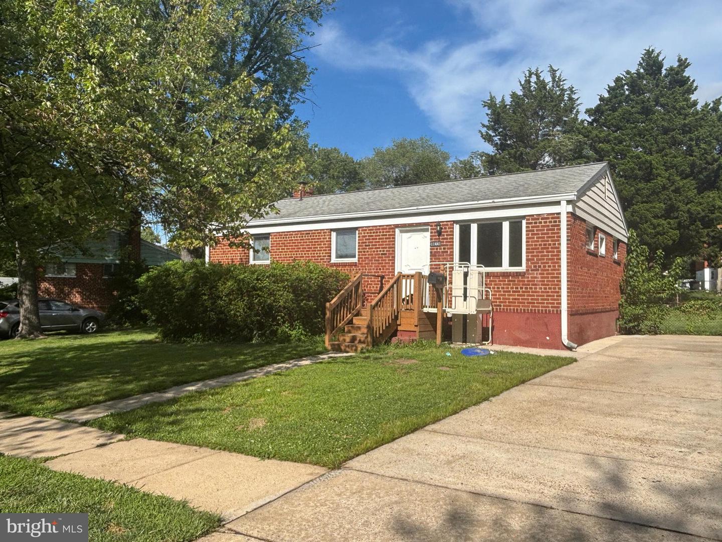 11441 Schuylkill Rd — photo