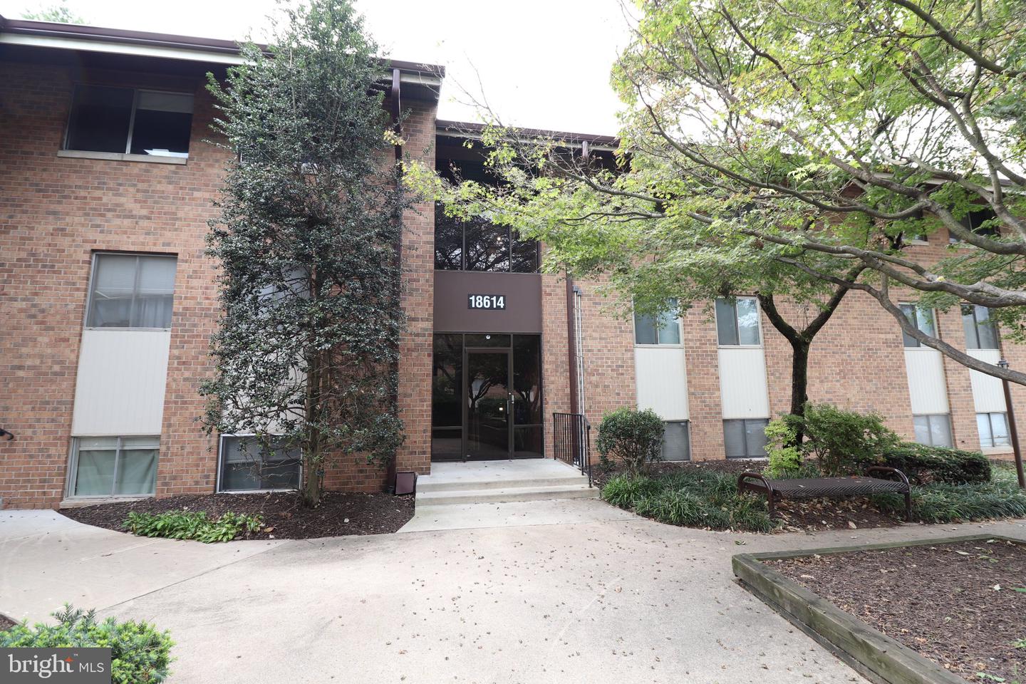 18614 Walkers Choice Rd #18614 — photo