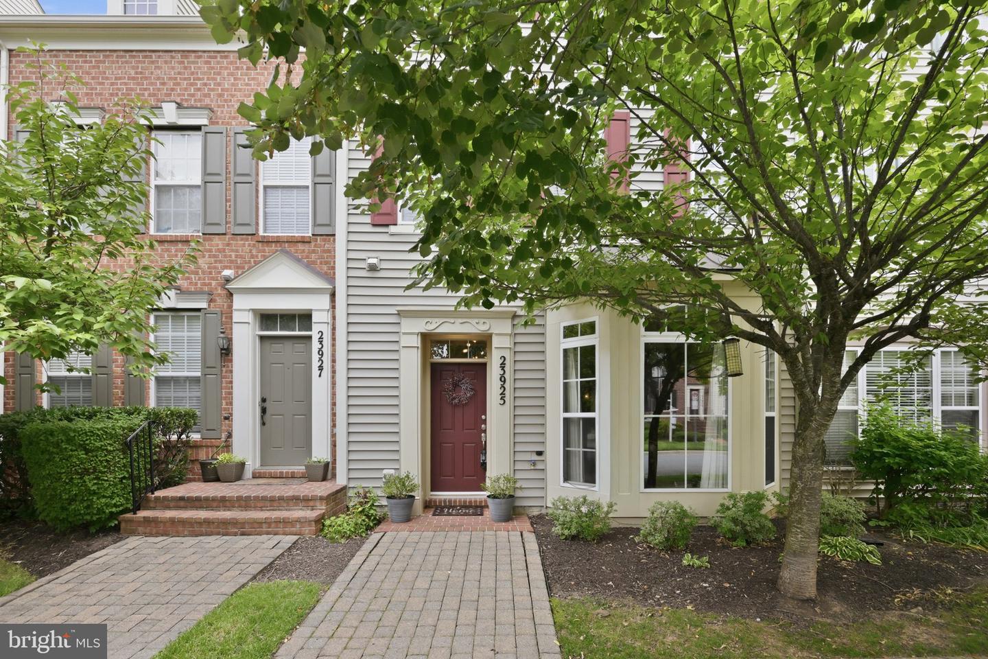 23925 Catawba Hill Dr — photo