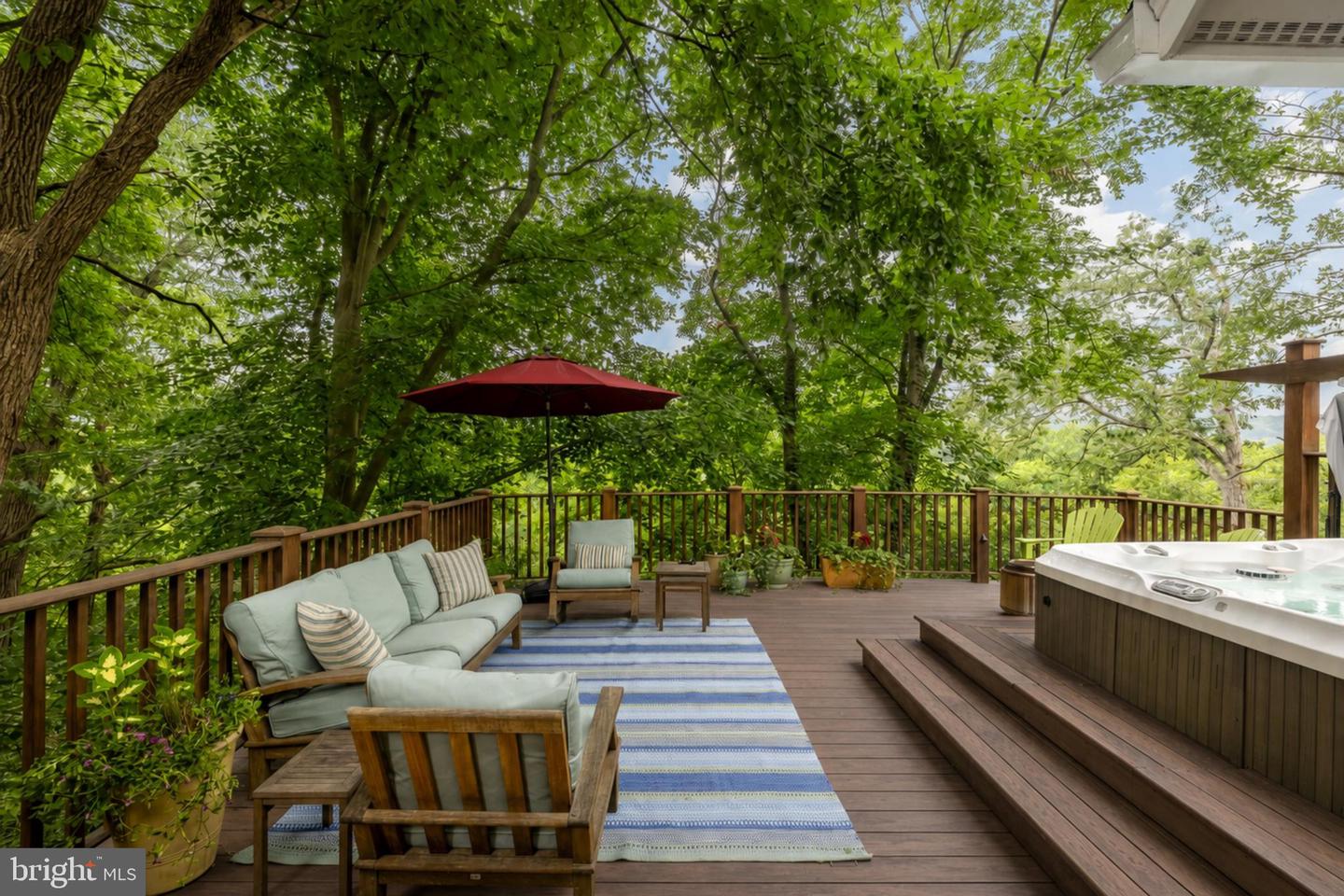 6512 Ridge Dr — photo
