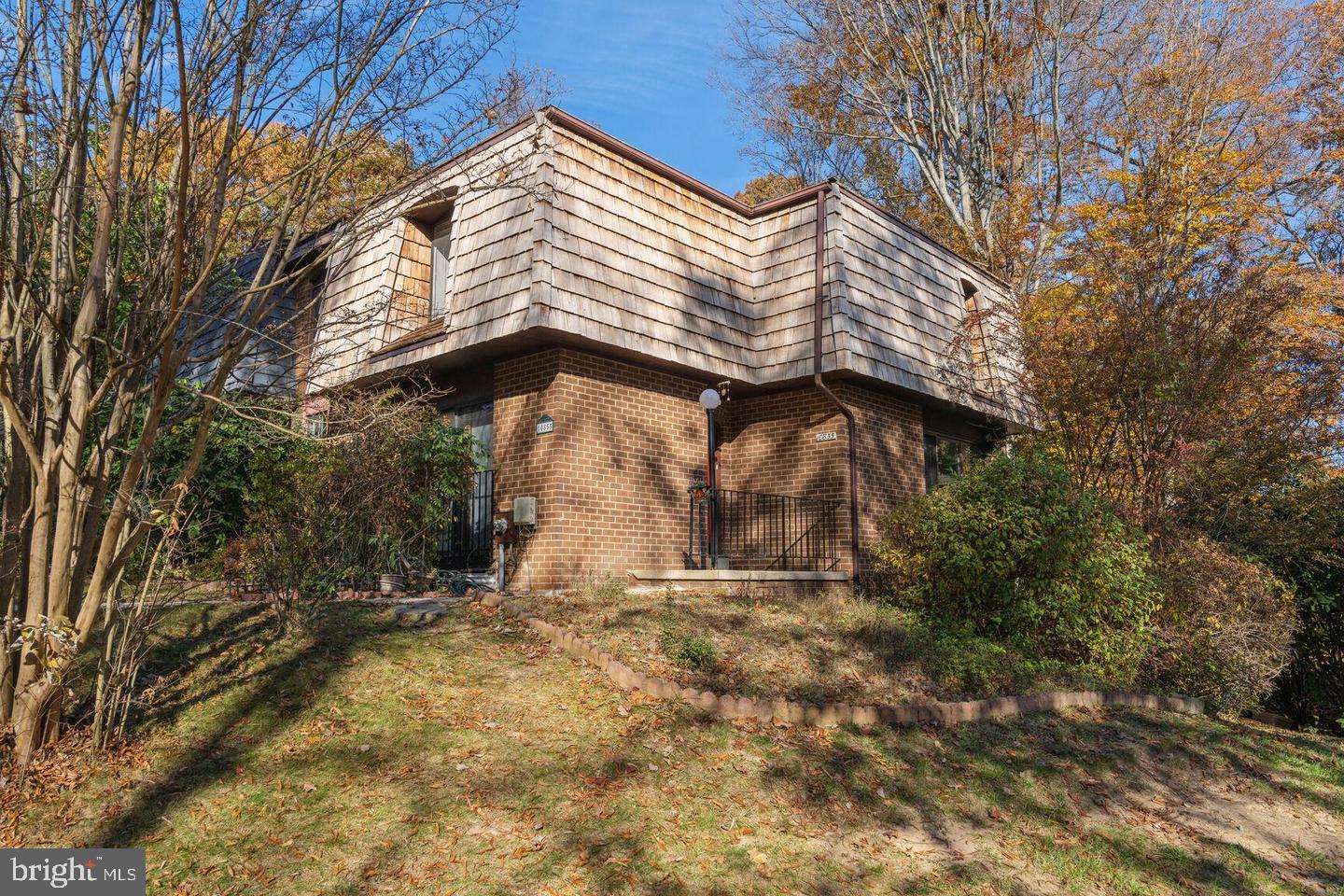 10855 Deborah Dr — photo