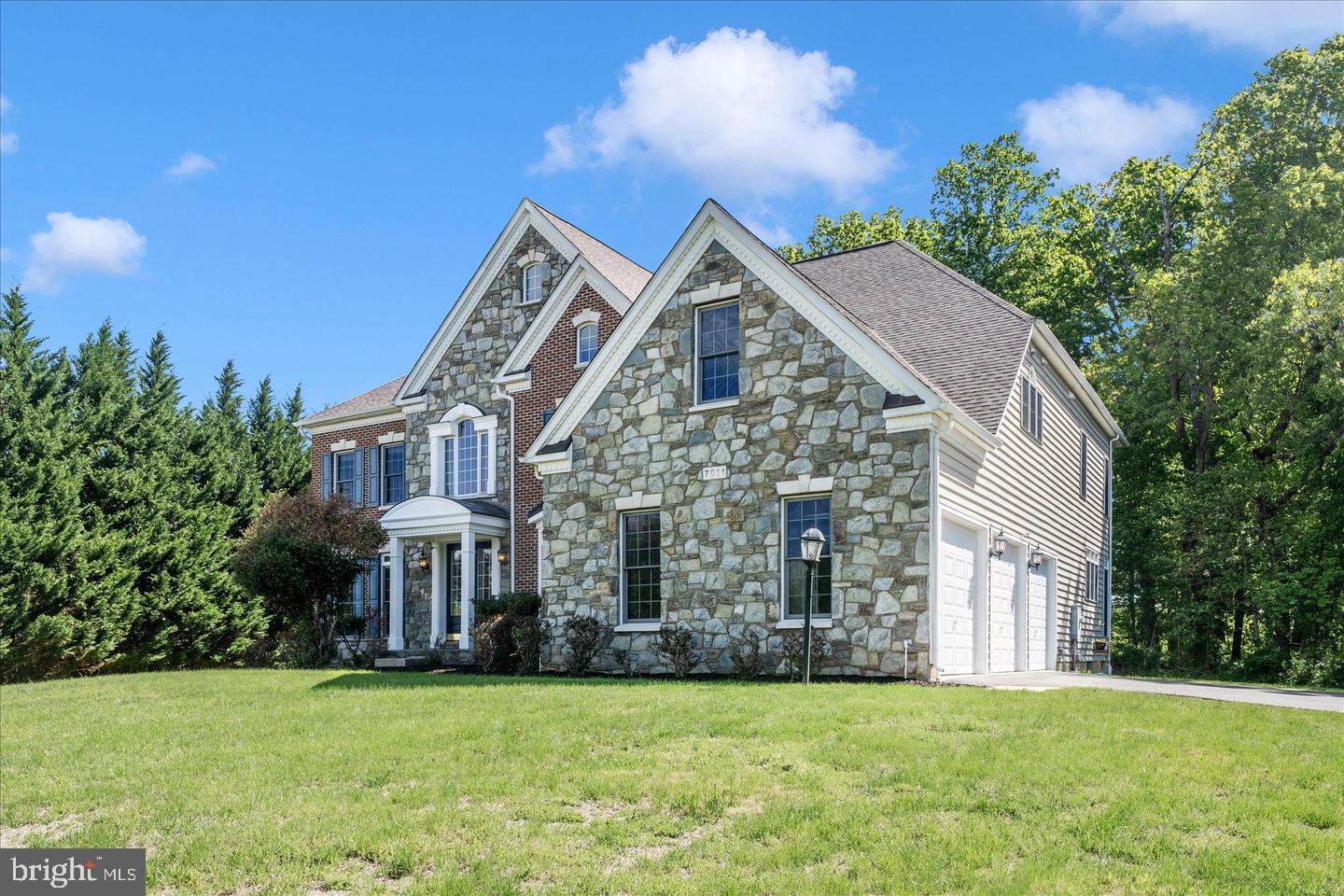 7011 Cypress Hill Dr — photo