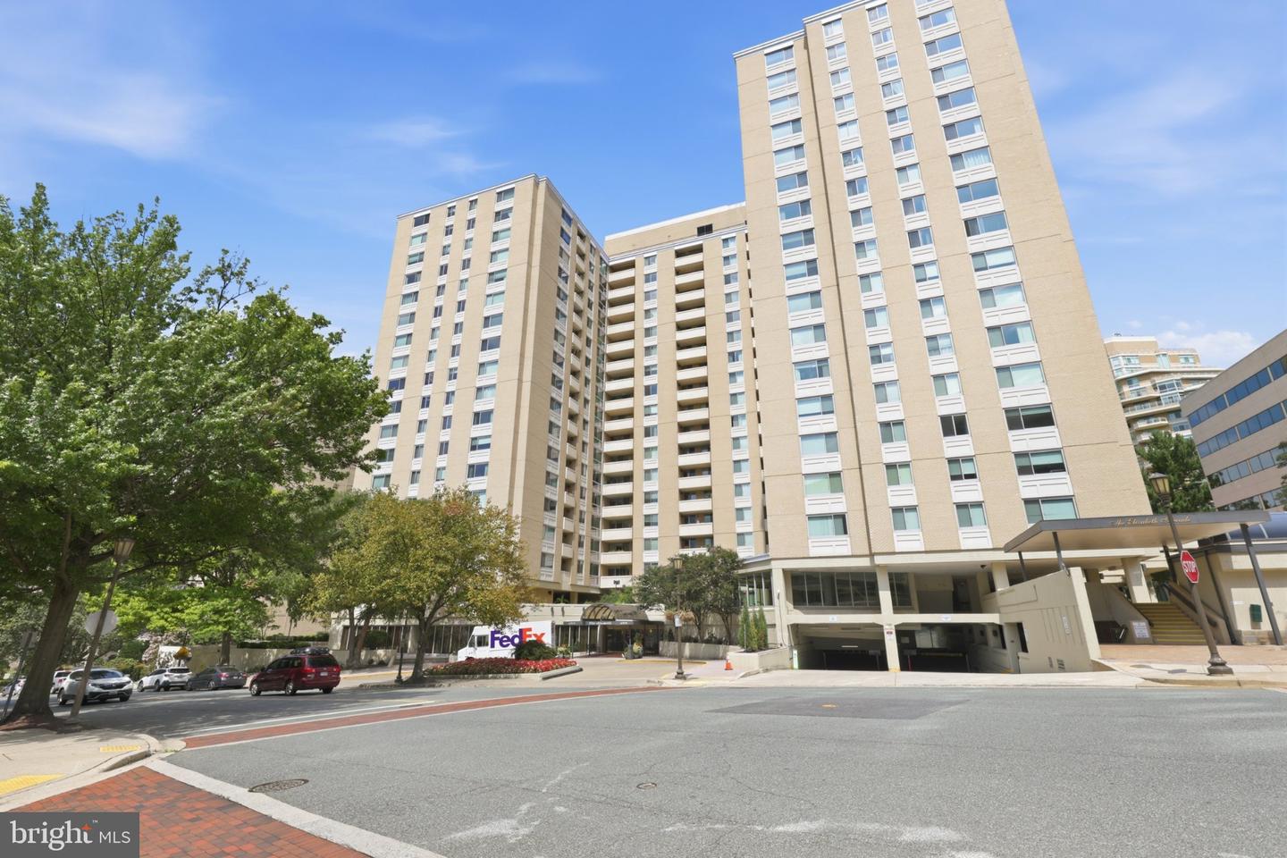 4601 N Park Ave #1120-V — photo
