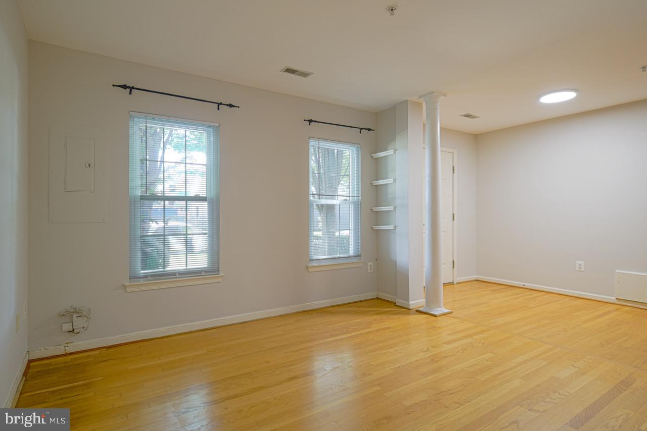 9423 Fields Road, Gaithersburg, MD 20878 — photo 3