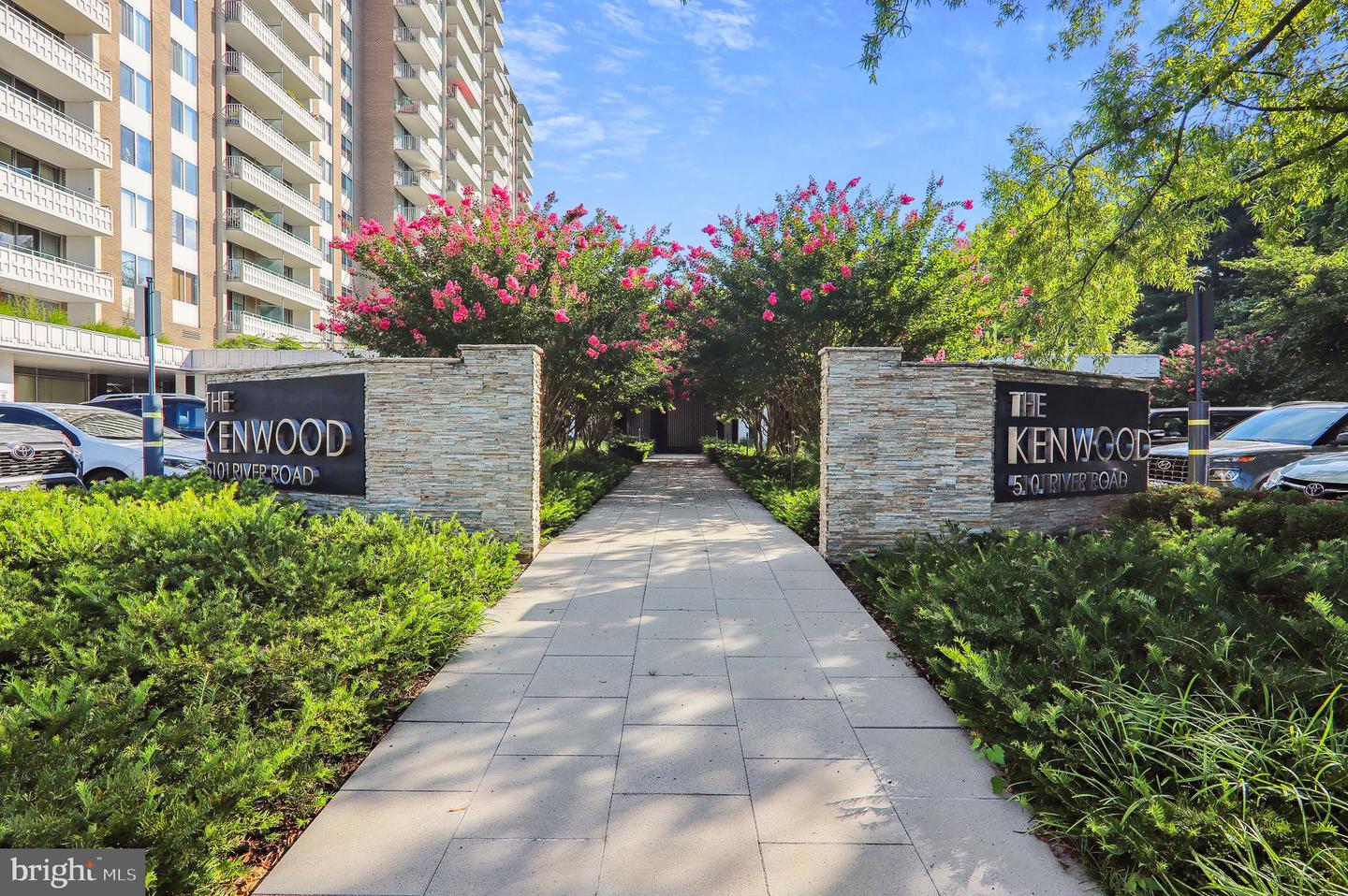 5101 River Rd #601 — photo