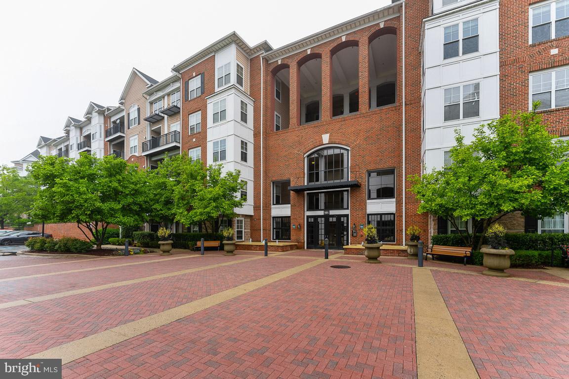501 Hungerford Dr #144 — photo