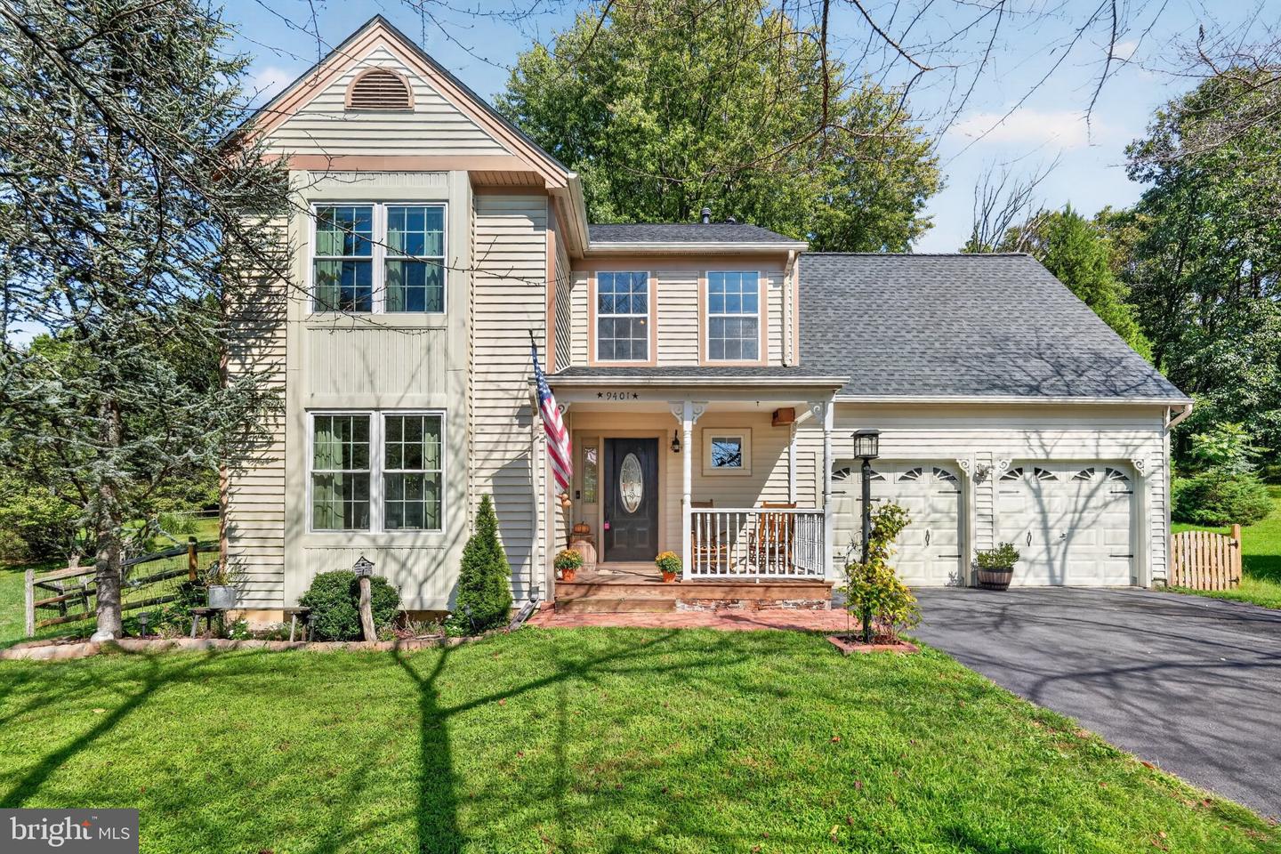 9401 Primrose View Ct — photo