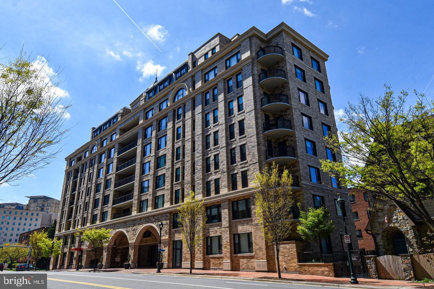 8302 Woodmont Ave #303 — photo