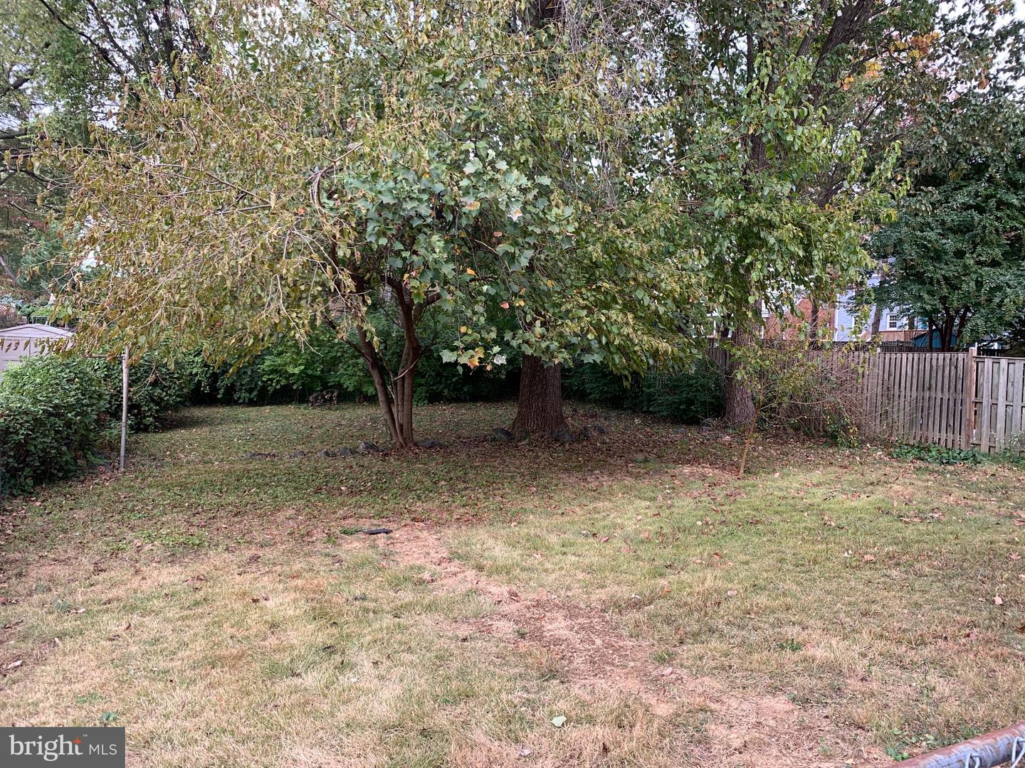 2207 SEMINARY ROAD, SILVER SPRING MD 20910 — photo 2
