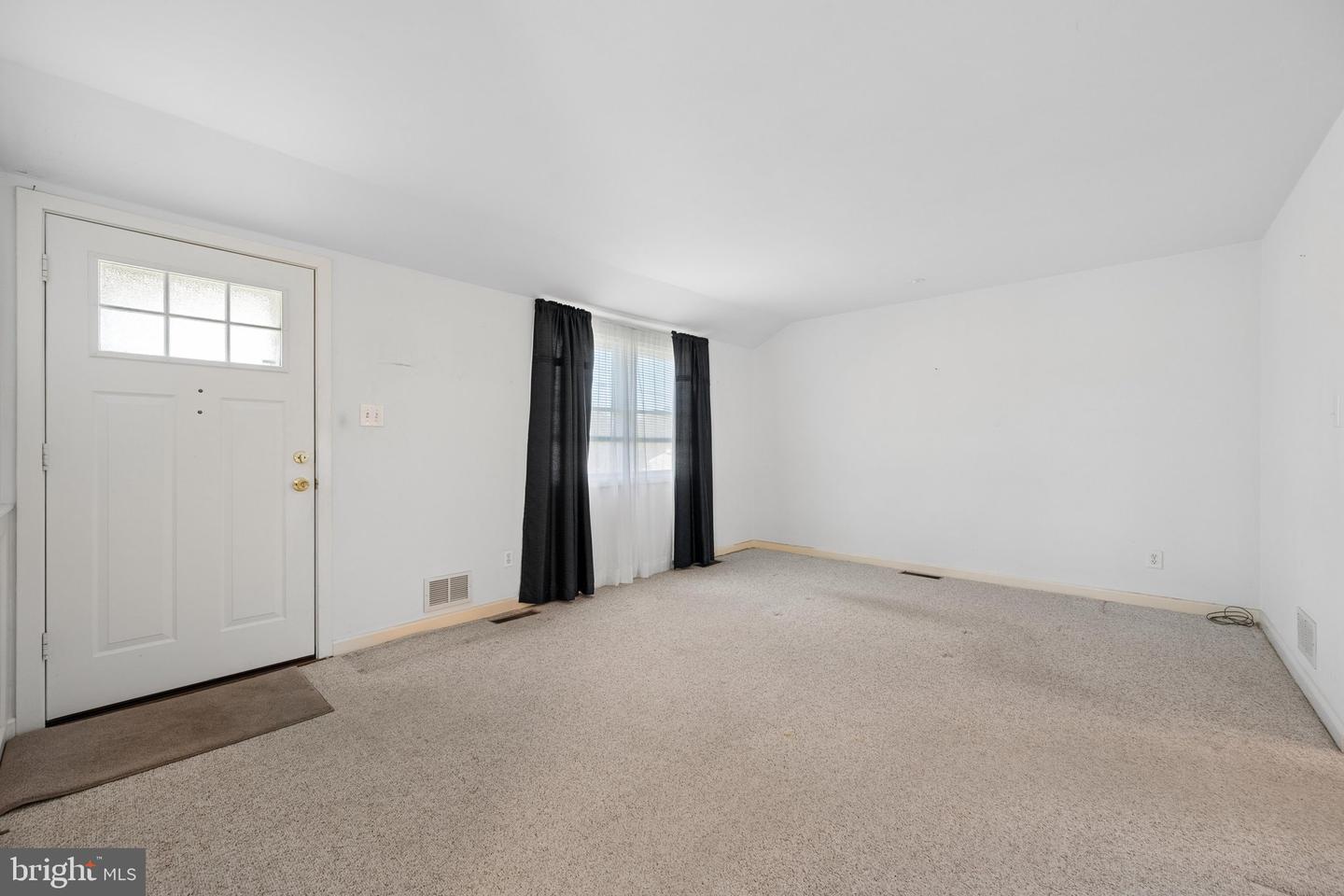 12725 Holdridge Road, Silver Spring, MD 20906 — photo 3