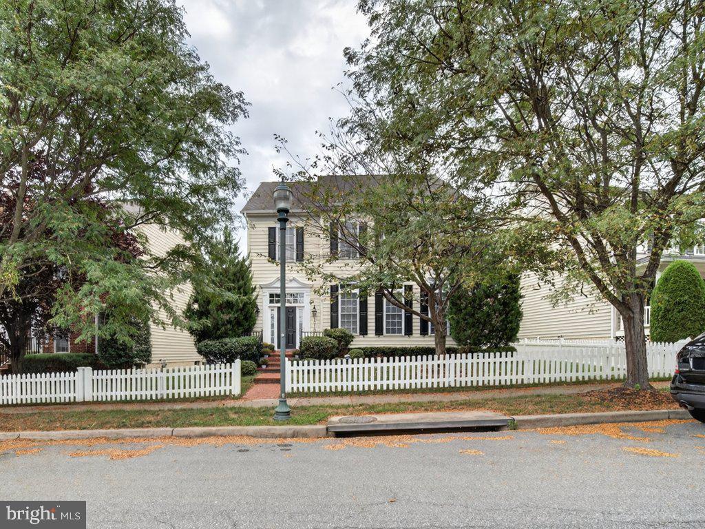 12107 Magnolia Park Pl — photo