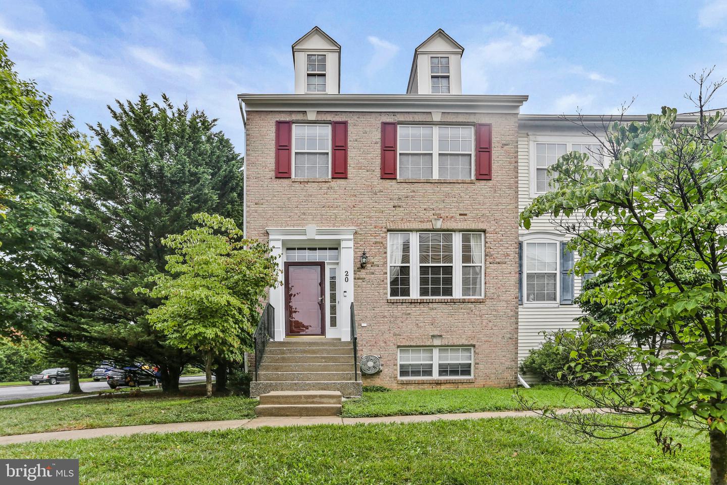 20 Castle Garden Ct — photo