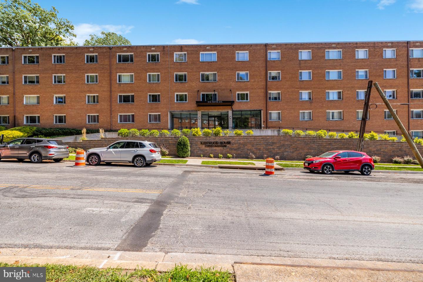95 E Wayne Avenue #305, Silver Spring, MD 20901 — photo 2