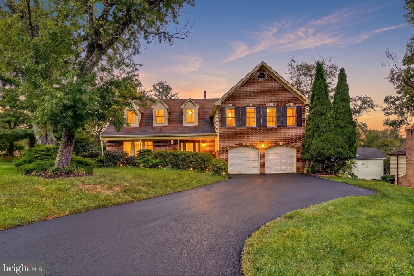 13505 Montvale Dr — photo