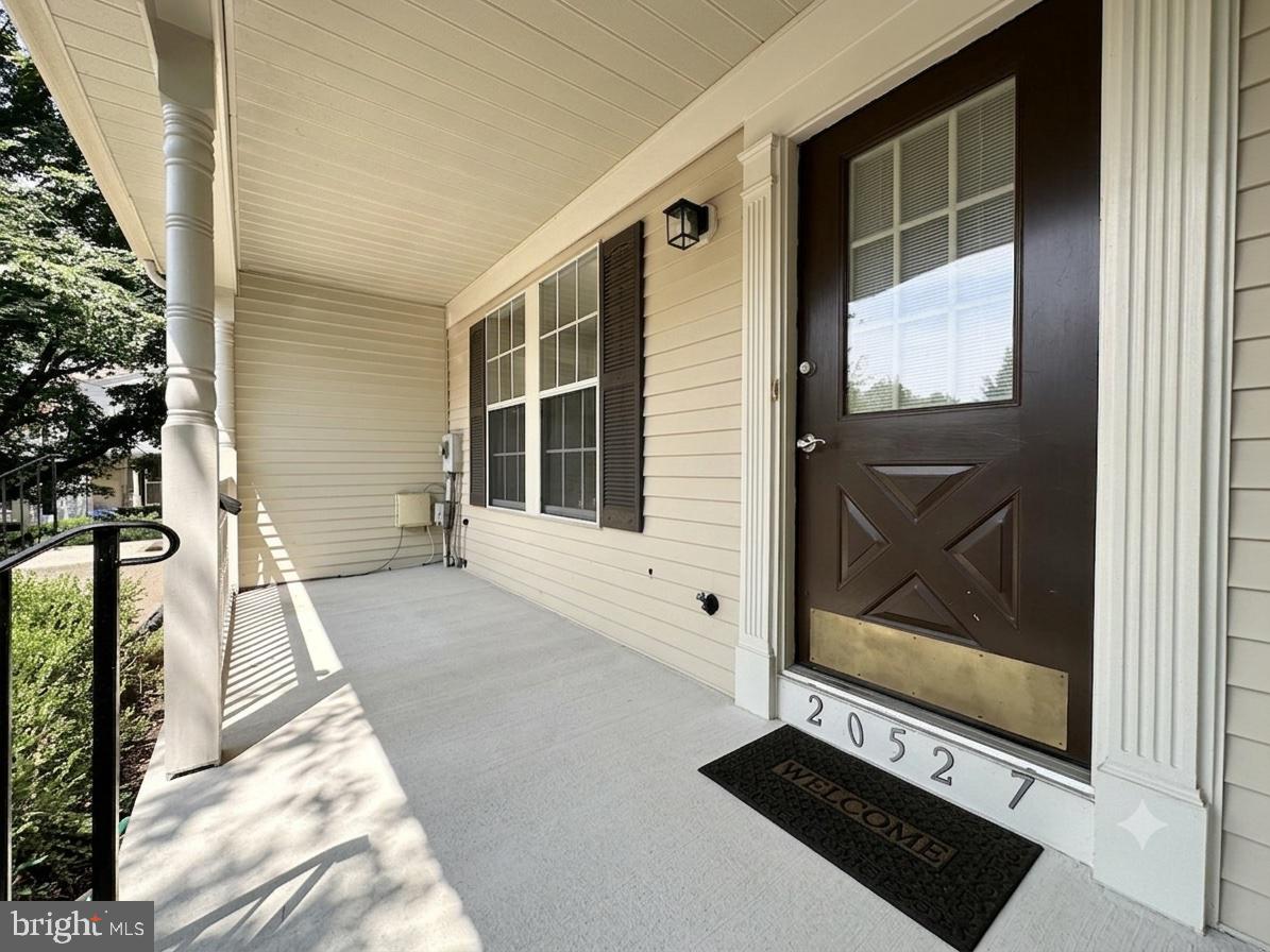 20527 Lowfield Dr — photo