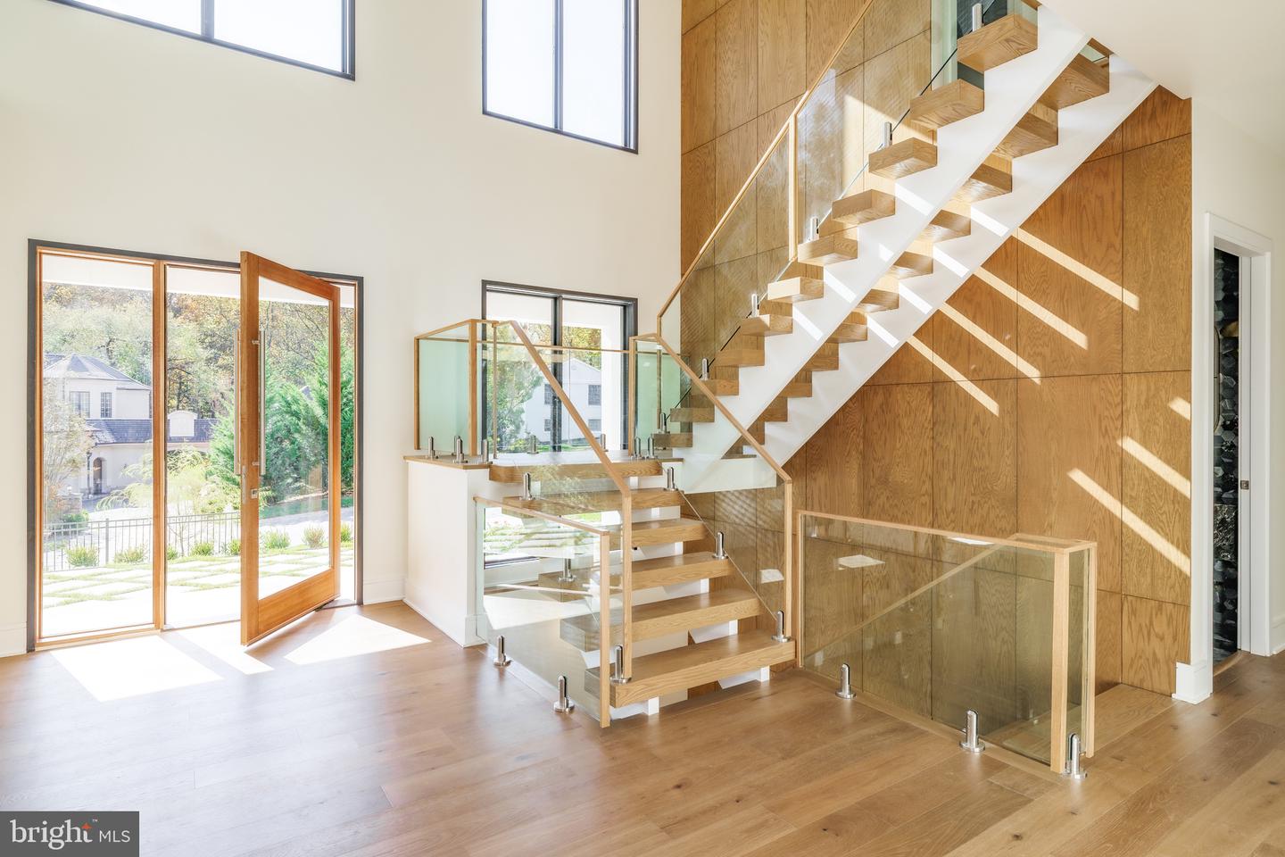 6605 Lybrook Ct — photo